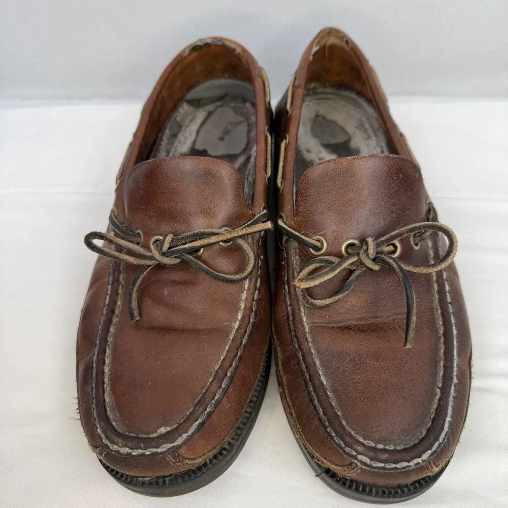Cabelas Mens Brown Leather Boat Shoes Vibram Sole 10D 82-2286 Loafers